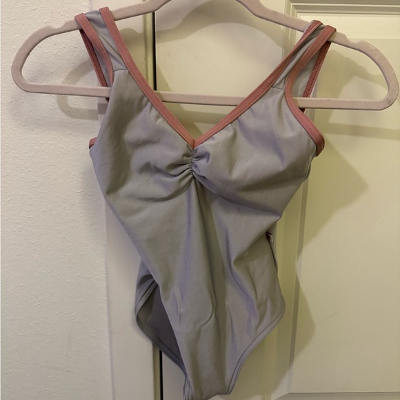 Gray and Pink Yumiko Leotard - Picture 1 of 1